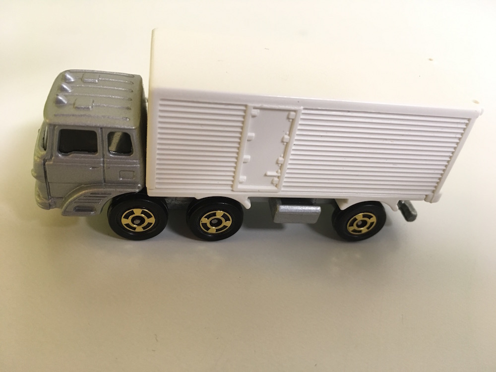 【制作事例】生産中止になったトラック模型を3Dスキャンで複製 | モデログ